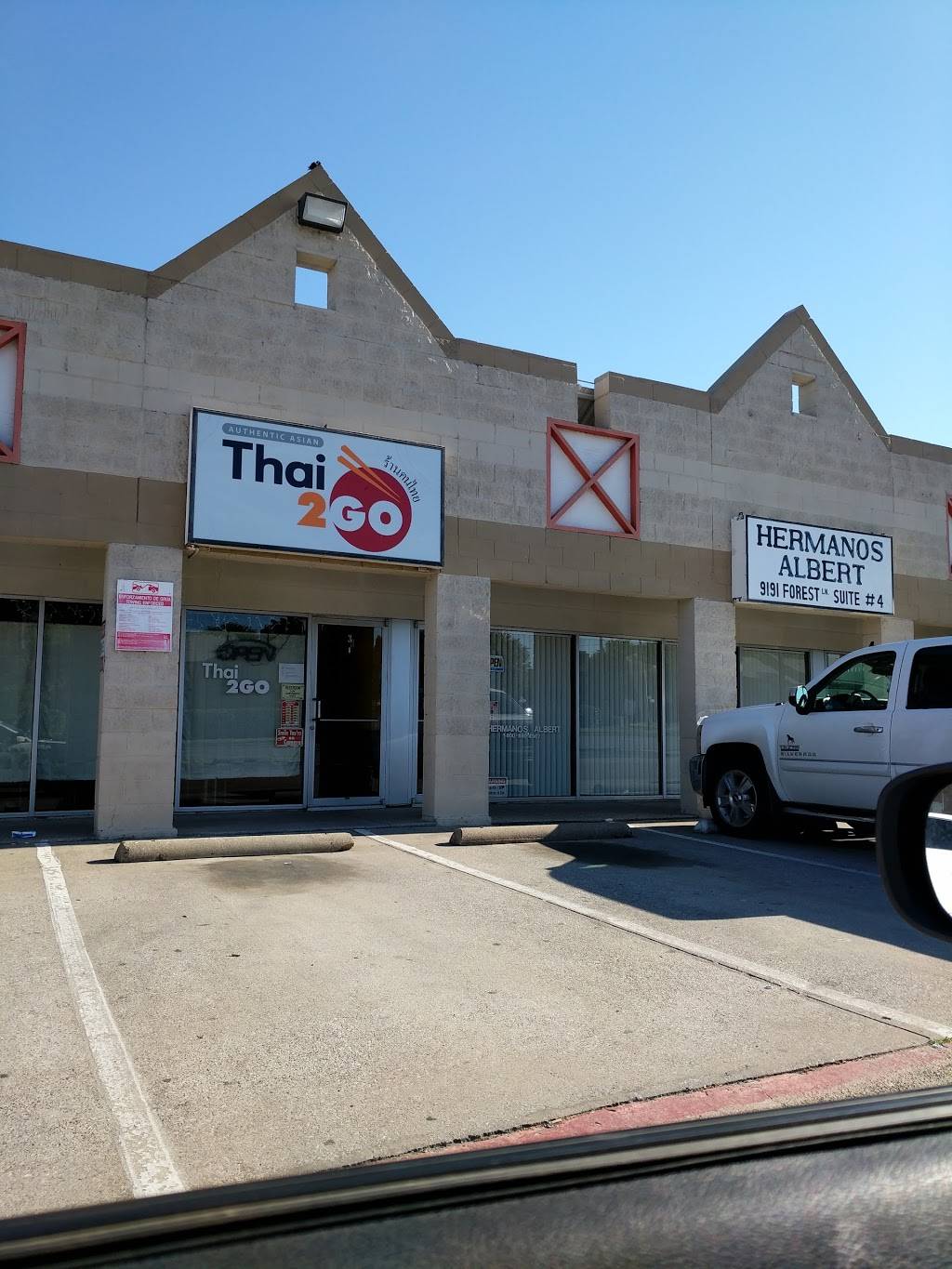 Thai Away | restaurant | 9191 Forest Ln # 3, Dallas, TX 75243, USA | 2143779338 OR +1 214-377-9338