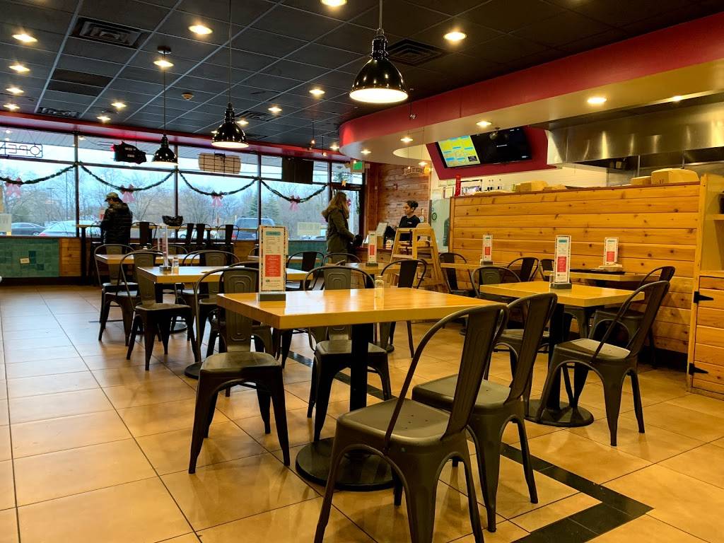 Taco Maya | restaurant | 8610 W Golf Rd, Niles, IL 60714, USA | 8478135600 OR +1 847-813-5600