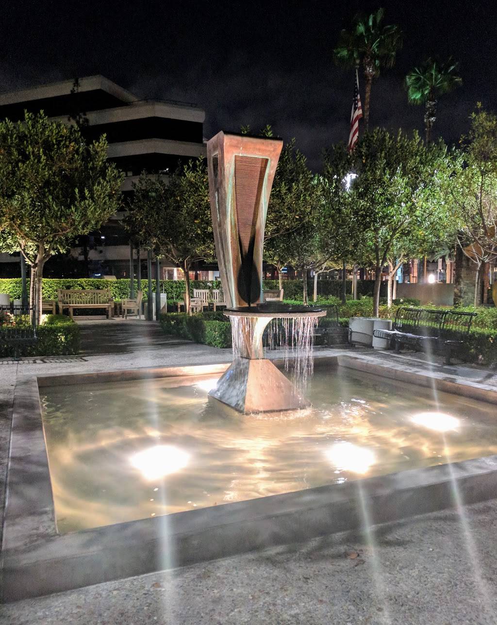 ArcLight Cinemas - Beach Cities | restaurant | 831 S Nash St, El Segundo, CA 90245, USA | 3236152550 OR +1 323-615-2550