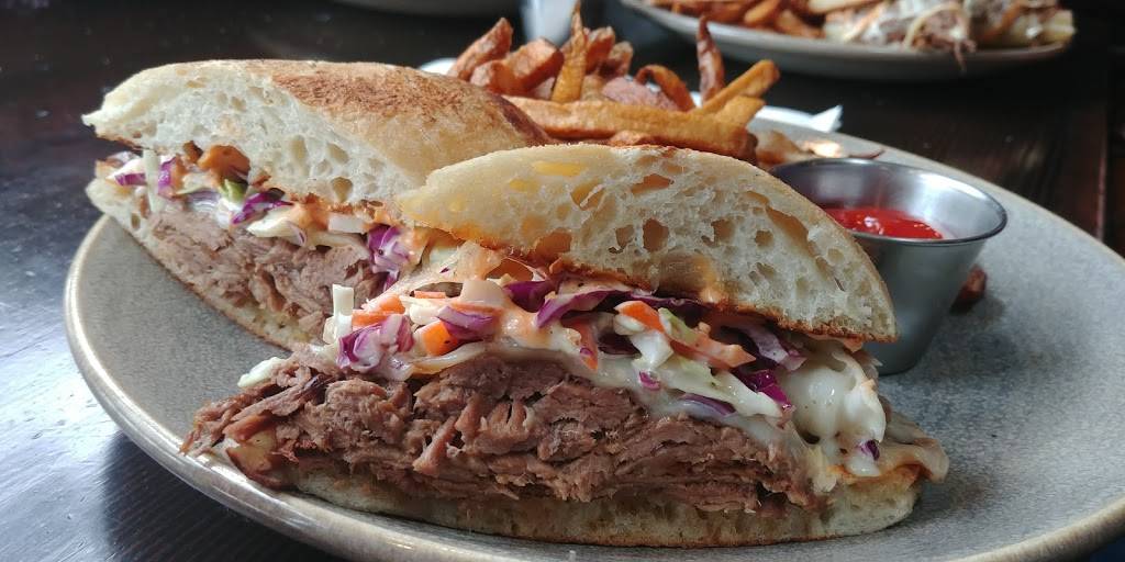 Cannon Beach Smokehouse | restaurant | 131 W 2nd St, Cannon Beach, OR 97110, USA | 5034364035 OR +1 503-436-4035