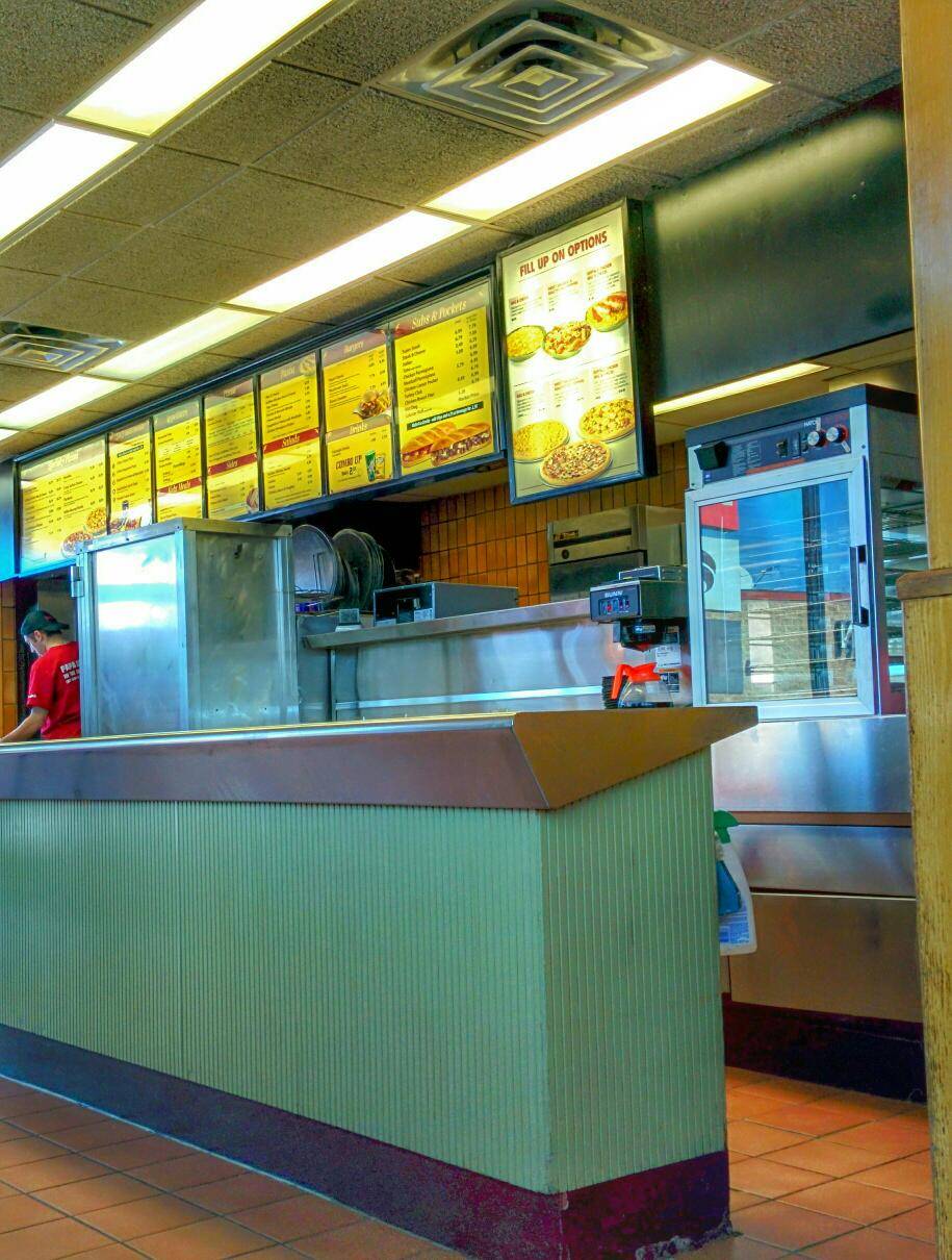 Papa Ginos | restaurant | 245 Franklin Village Drive, Franklin, MA 02038, USA | 5085203533 OR +1 508-520-3533