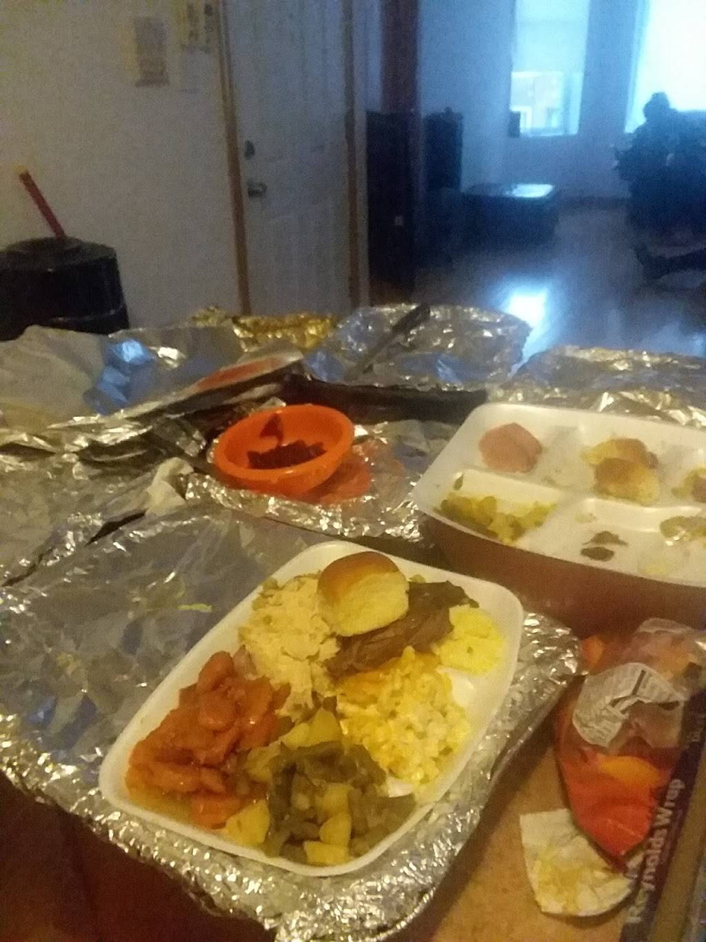 Kingfish Seafood | restaurant | 413 E 71st St, Chicago, IL 60619, USA | 7739943344 OR +1 773-994-3344