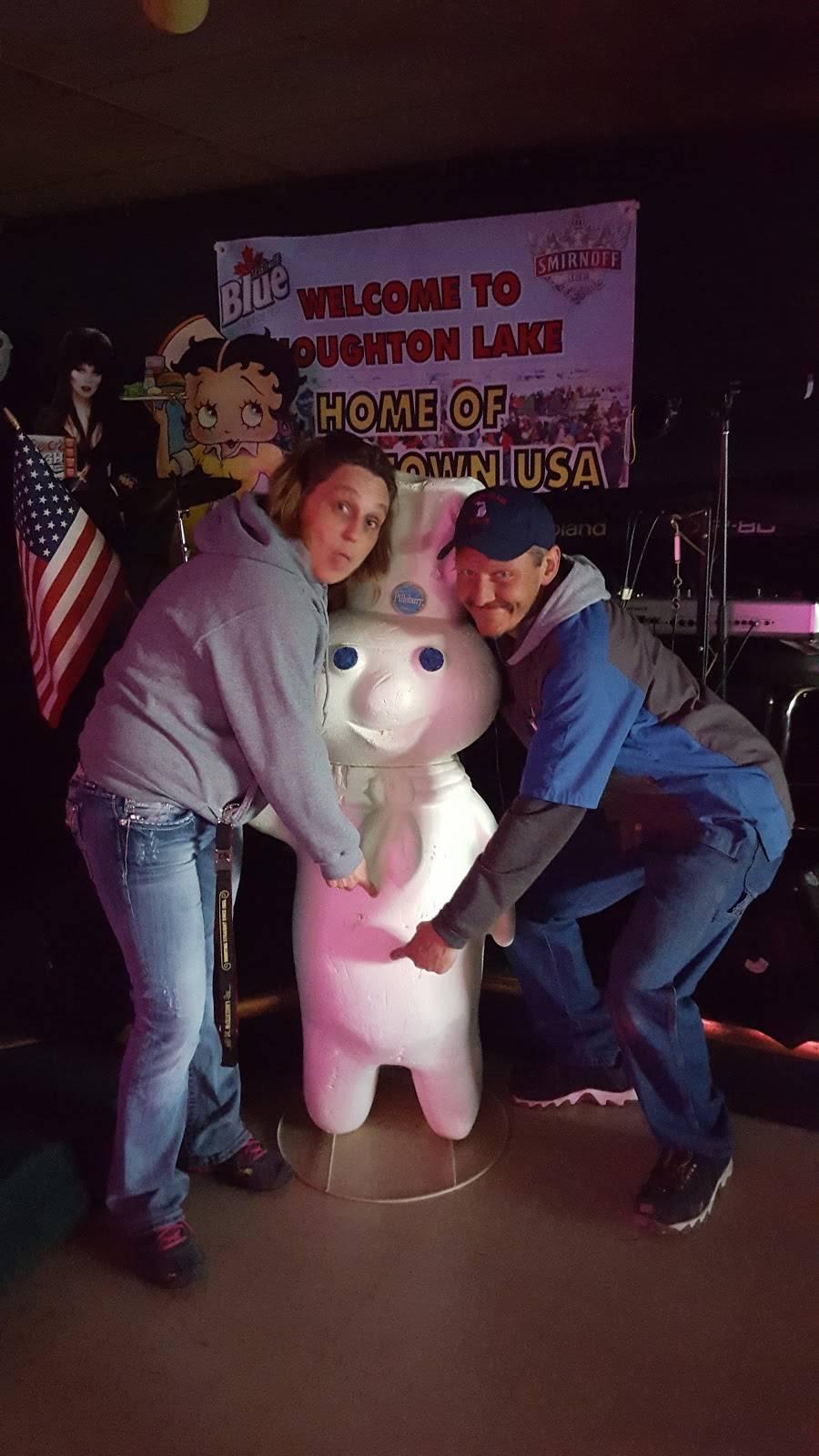 Shenanigans Pub | meal takeaway | 6263 W Houghton Lake Dr, Houghton Lake, MI 48629, USA | 9894223257 OR +1 989-422-3257