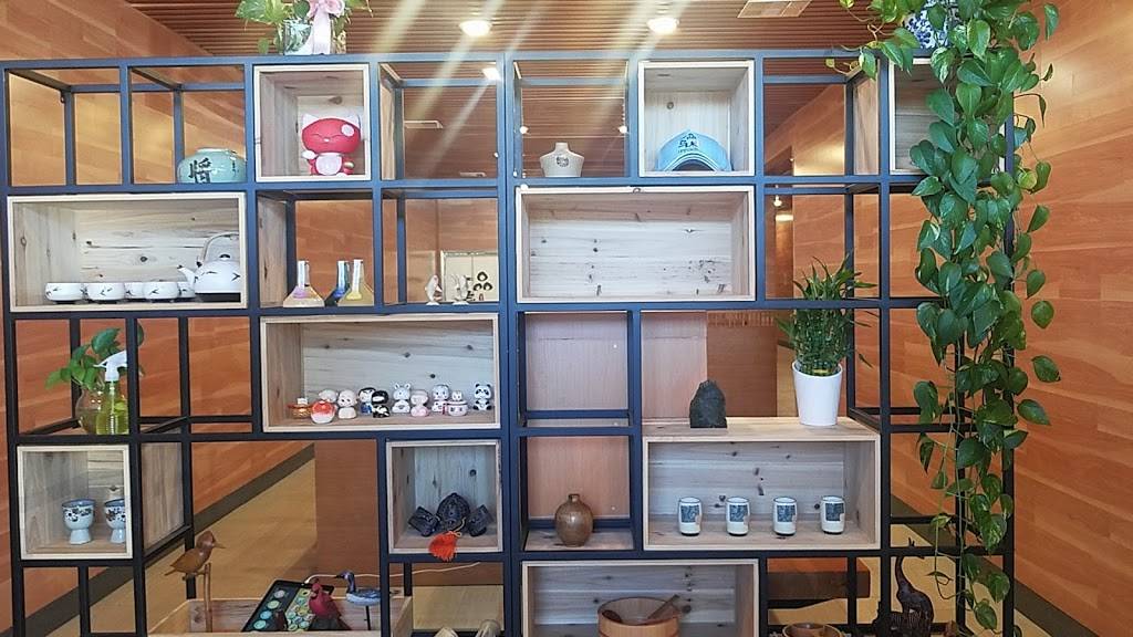 Ippinn Sushi | restaurant | 1985 Mendocino Ave, Santa Rosa, CA 95401, USA | 7078007699 OR +1 707-800-7699