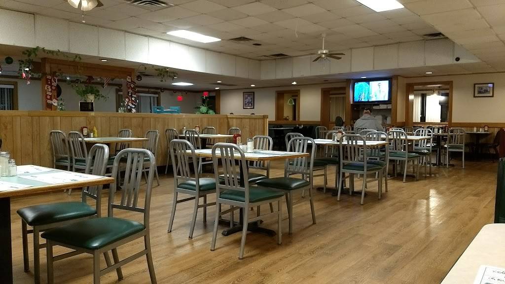 Fairborn Family Diner & Restaurant | restaurant | 419 N Broad St, Fairborn, OH 45324, USA | 9378799454 OR +1 937-879-9454