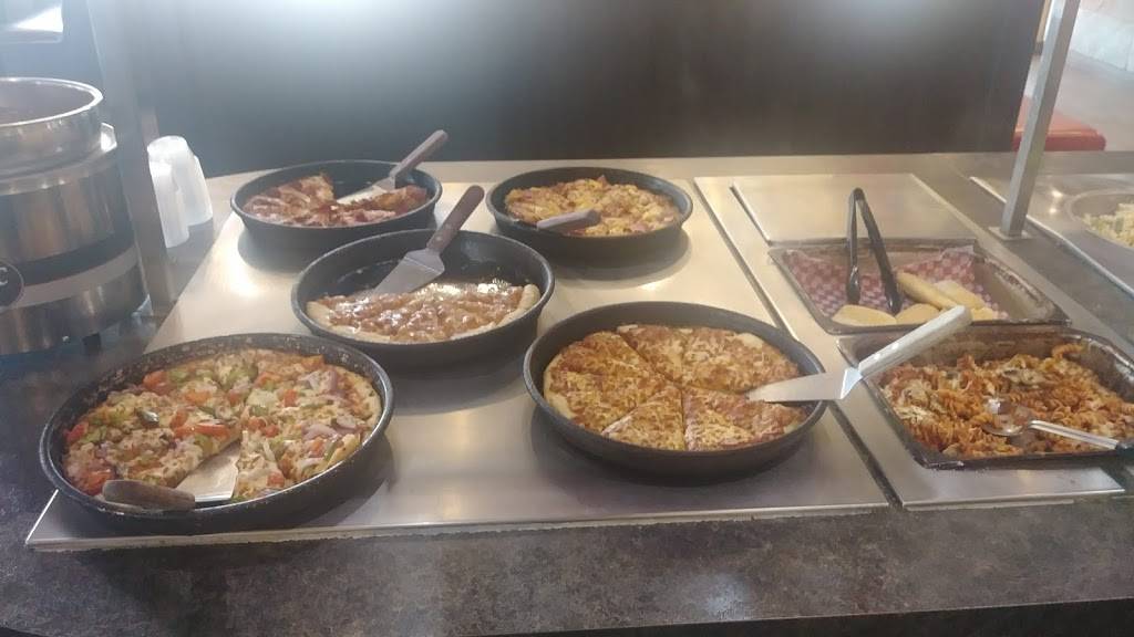 Pizza Hut | meal delivery | 252 Bayly St W Unit 1, Ajax, ON L1S 3V4, Canada | 9056863023 OR +1 905-686-3023