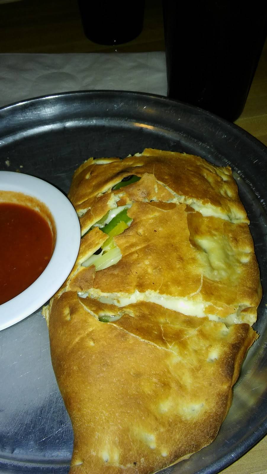 Ginos Pizza & Italian Restaurant | restaurant | 6429 Centralia Rd, Chesterfield, VA 23832, USA | 8047969062 OR +1 804-796-9062