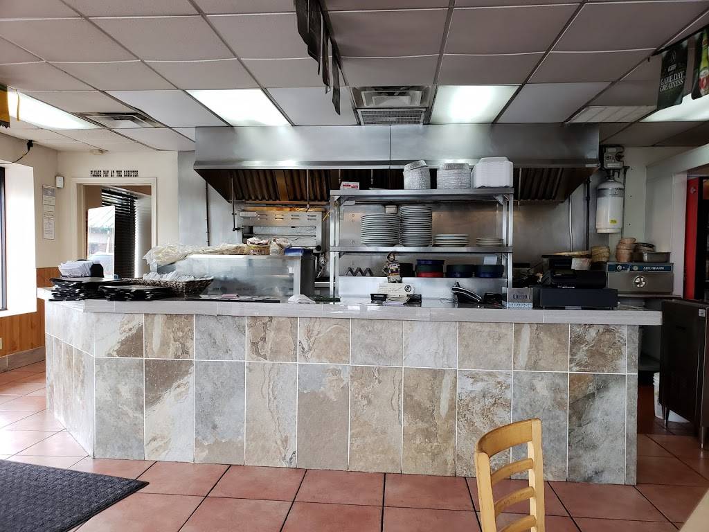 Pancho Villa Mexican Grill | restaurant | 5800 Cornhusker Hwy # 10, Lincoln, NE 68507, USA | 4024667818 OR +1 402-466-7818