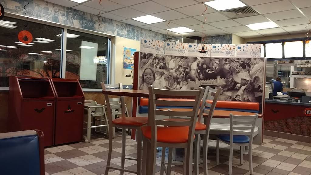 White Castle | restaurant | 1583 IL-50, Bradley, IL 60915, USA | 8159288460 OR +1 815-928-8460
