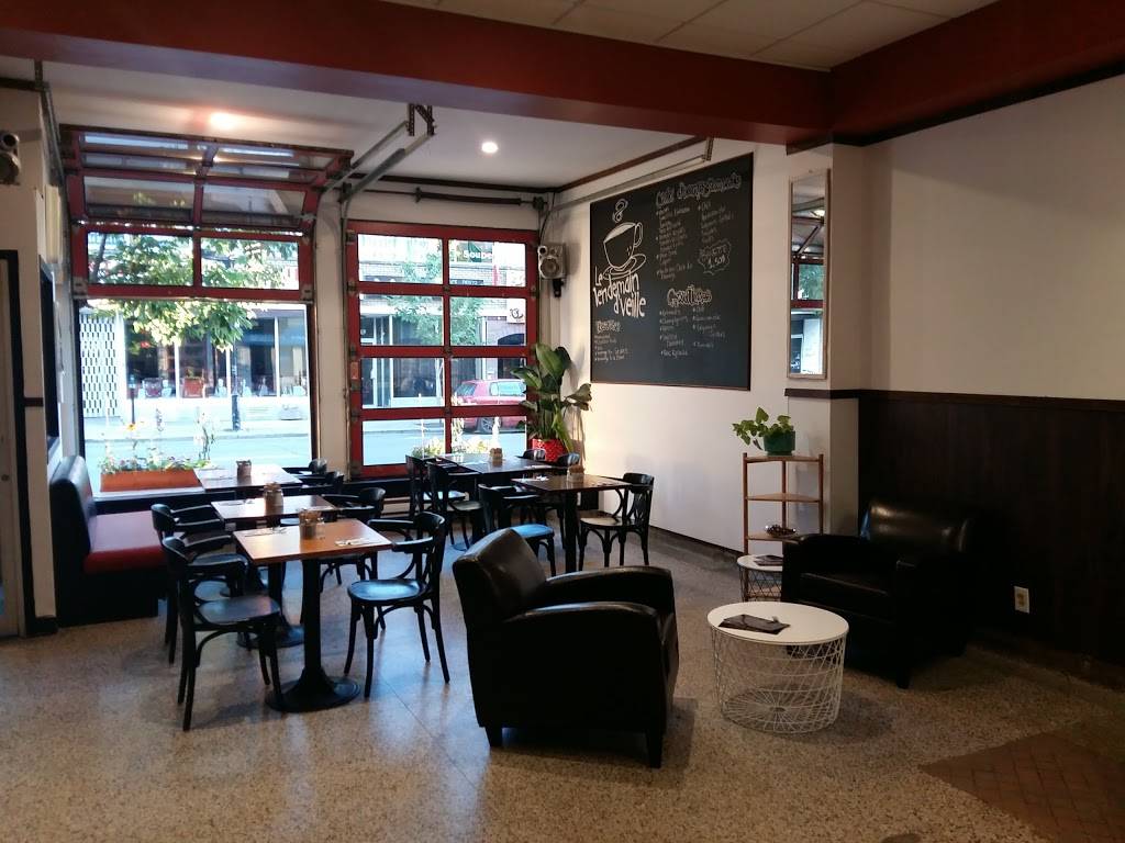 Le Lendemain dveille | restaurant | 7467 Rue St-Hubert, Montréal, QC H2R 2N5, Canada | 5142718484 OR +1 514-271-8484