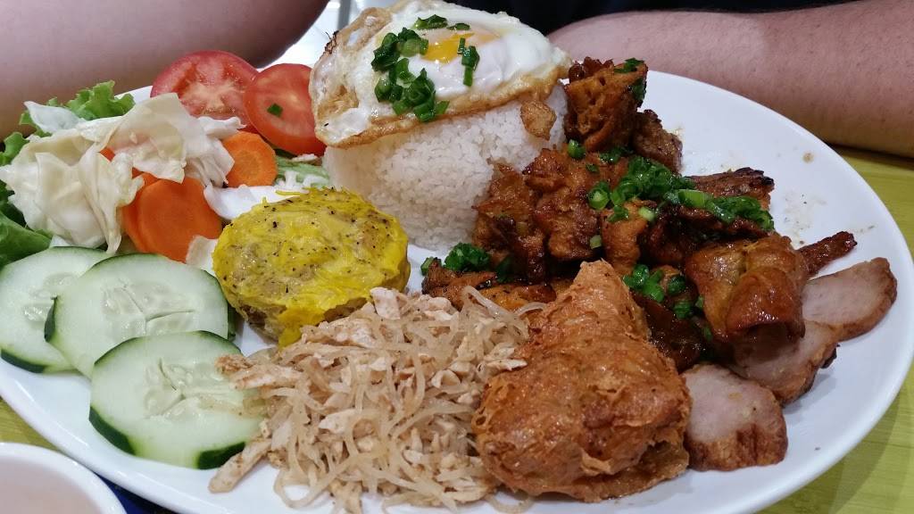 Bistro B | restaurant | 2615 W Pioneer Pkwy #110, Grand Prairie, TX 75051, USA | 9726233100 OR +1 972-623-3100