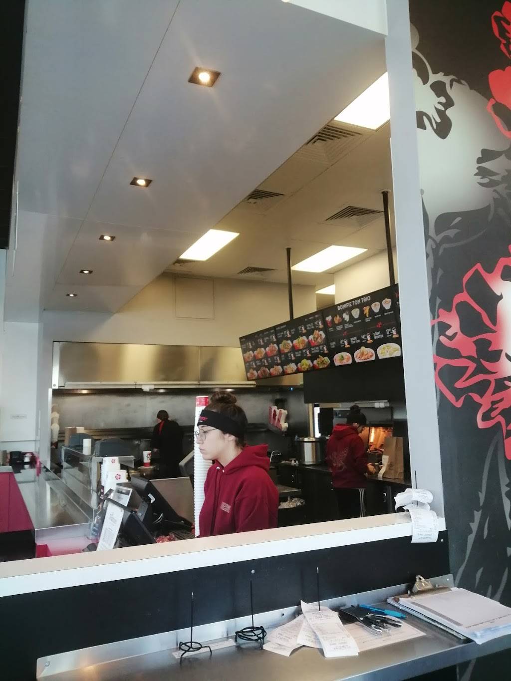 Thaïzone | restaurant | 3950 Avenue Chauveau, Québec, QC G2C 1A1, Canada | 4189159663 OR +1 418-915-9663