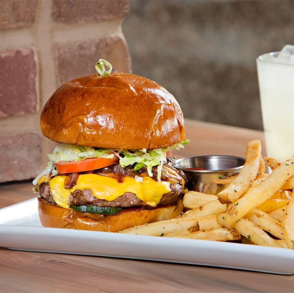 TEN - Handcrafted American Fare and Spirits | restaurant | 2501 E Camelback Rd #40, Phoenix, AZ 85016, USA | 6023742611 OR +1 602-374-2611