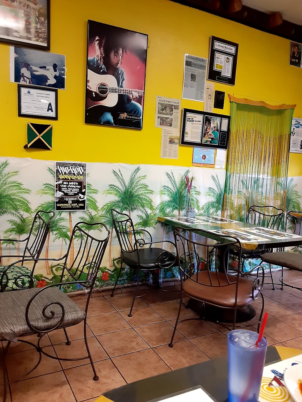 Ds Island Grill JA | restaurant | 3156 E Fort Lowell Rd, Tucson, AZ 85716, USA | 5208612271 OR +1 520-861-2271