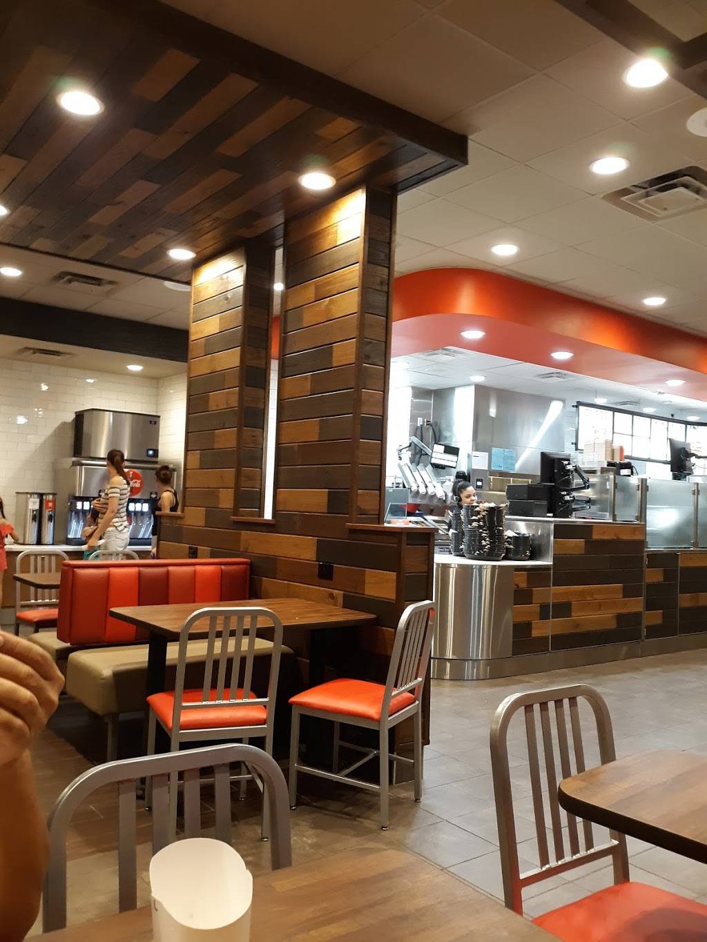 Arbys | restaurant | 13805 Landstar Blvd, Orlando, FL 32824, USA | 4078168833 OR +1 407-816-8833