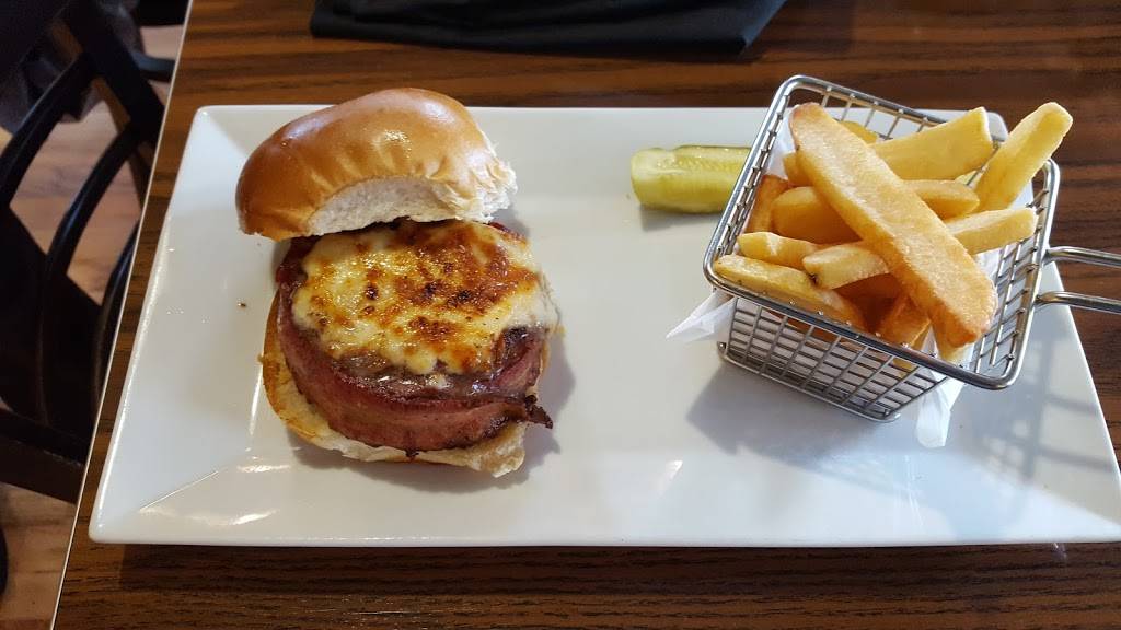 Just 1 Bite Too | restaurant | 304 S Main St, North Syracuse, NY 13212, USA | 3154585095 OR +1 315-458-5095