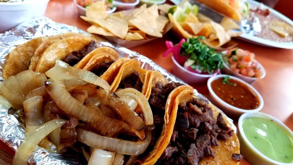 Taco Palenque Broadway | restaurant | 1002 NE Interstate 410 Loop, San Antonio, TX 78209, USA | 2108265313 OR +1 210-826-5313