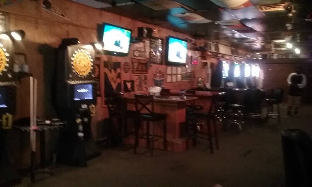 Bodaddys | restaurant | 318 7th Ave, South Charleston, WV 25303, USA | 3047441979 OR +1 304-744-1979