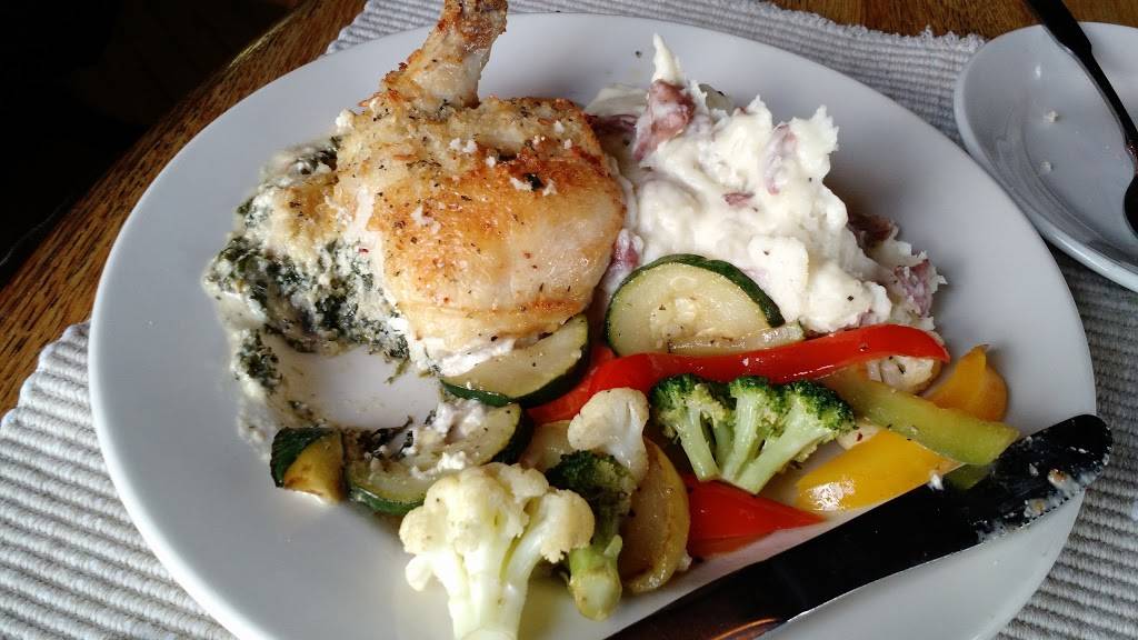 The Old Feed Mill | restaurant | 114 Cramer St, Mazomanie, WI 53560, USA | 6087954909 OR +1 608-795-4909