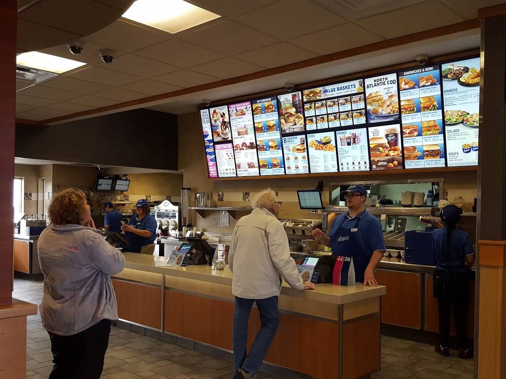 Culvers | restaurant | 3035 W Shore Dr, Holland, MI 49424, USA | 6163998475 OR +1 616-399-8475