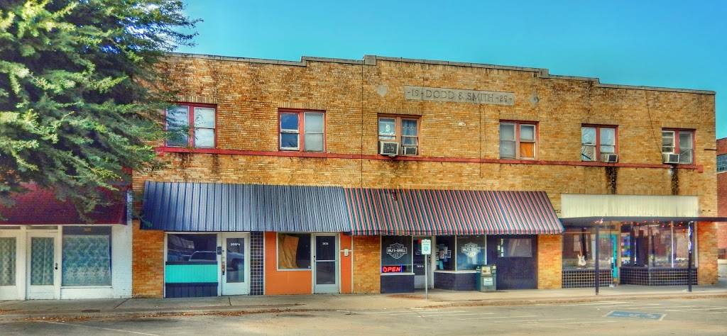 MJS Grill Mother Jugs Wewoka | restaurant | 303 S Wewoka Ave, Wewoka, OK 74884, USA | 4052579939 OR +1 405-257-9939