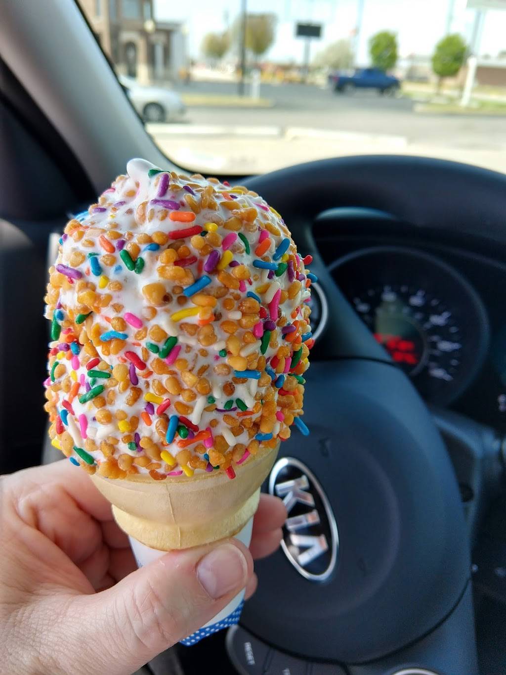 Dairy Queen Grill & Chill | restaurant | 395 E Davis Dr, Terre Haute, IN 47802, USA | 8122349653 OR +1 812-234-9653