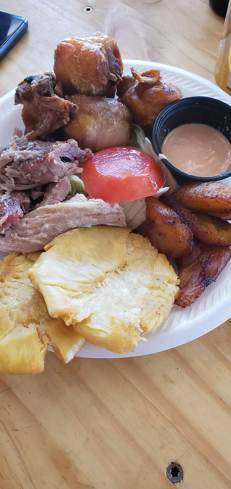 Lechonera Los Foros | restaurant | 8771 US-301, Jacksonville, FL 32234, USA | 9043459408 OR +1 904-345-9408