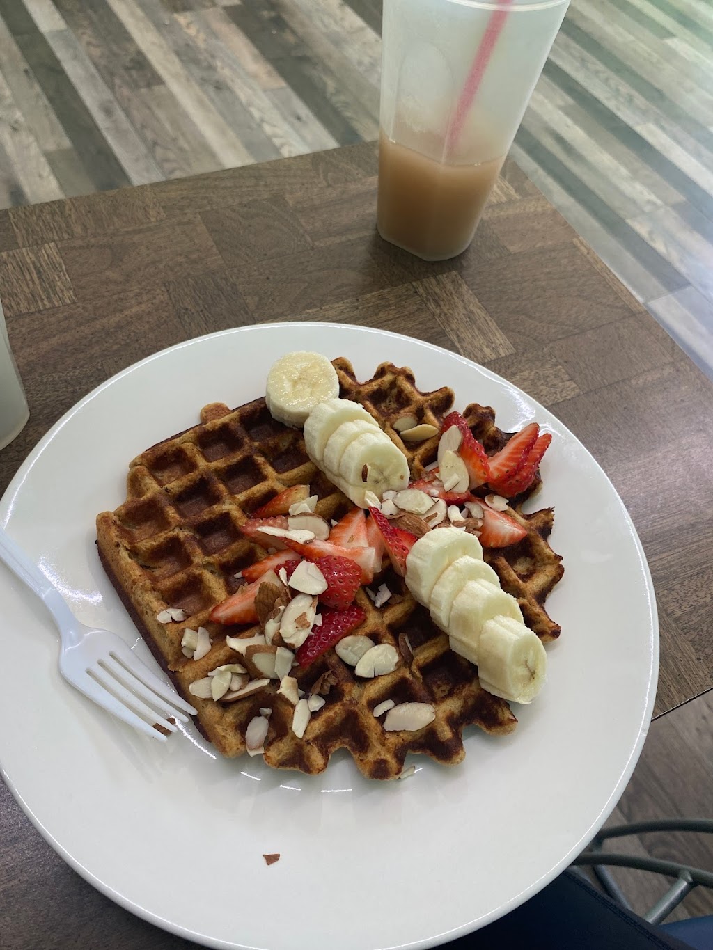 Victoria’s Nutrition | meal takeaway | 721 E Manchester Ave, Los Angeles, CA 90001, USA | 2133593473 OR +1 213-359-3473