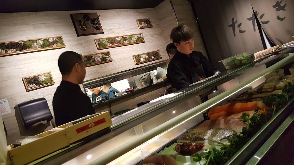 Tataki Sushi and Sake Bar | restaurant | 2827 California St, San Francisco, CA 94115, USA | 4159311182 OR +1 415-931-1182