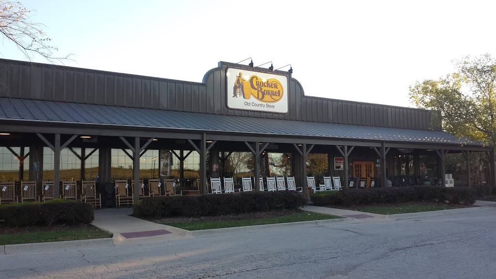 Cracker Barrel Old Country Store | restaurant | 50 Ken Hayes Dr, Bourbonnais, IL 60914, USA | 8159366022 OR +1 815-936-6022