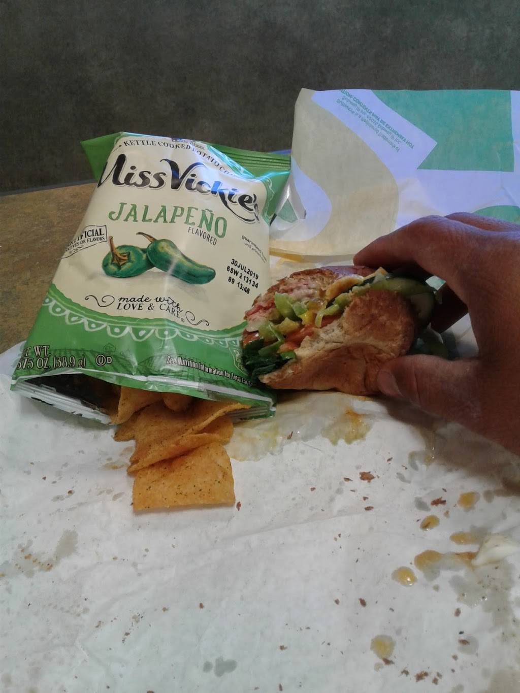 Subway | meal takeaway | 5546 Camino Al Norte Suite 7, North Las Vegas, NV 89031, USA | 7026579425 OR +1 702-657-9425