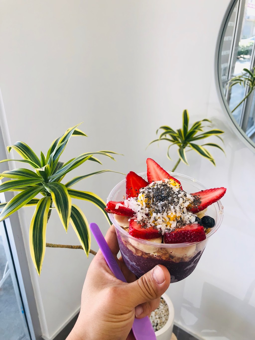 Amen Acai | restaurant | 211 E Orangefair Mall, Fullerton, CA 92832, USA | 7147433882 OR +1 714-743-3882