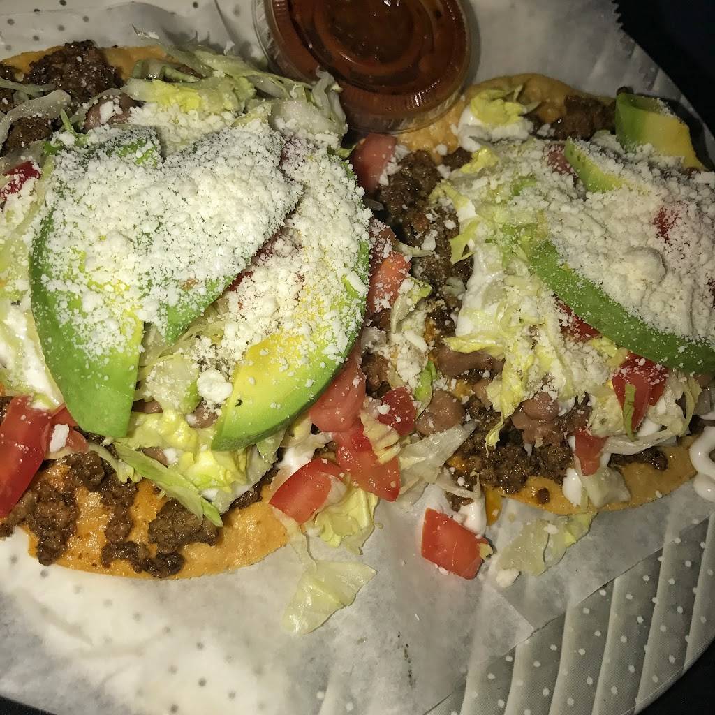 The Taco Place | restaurant | 15027 Woodlawn Ave, Dolton, IL 60419, USA | 7088411916 OR +1 708-841-1916