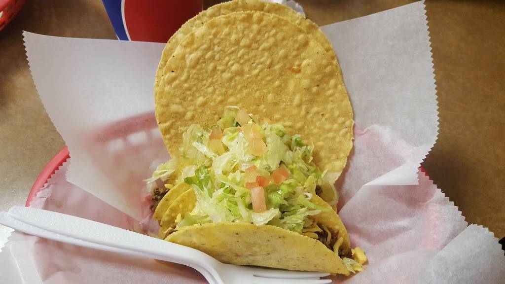 Tippys Taco House | restaurant | 8632 Lee Hwy, Fairfax, VA 22031, USA | 7035600511 OR +1 703-560-0511