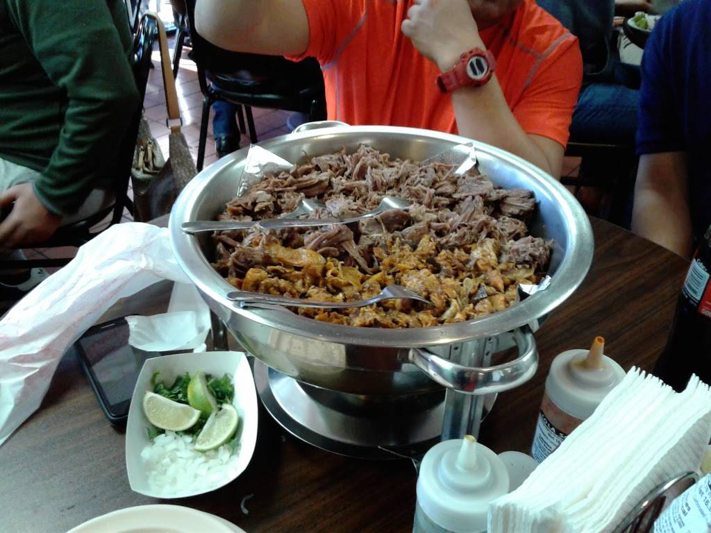 Hermanos Cruz Barbacoa Estilo Ixmiquilpan Hgo. | restaurant | 111 E Centerville Rd, Garland, TX 75041, USA | 9729264180 OR +1 972-926-4180