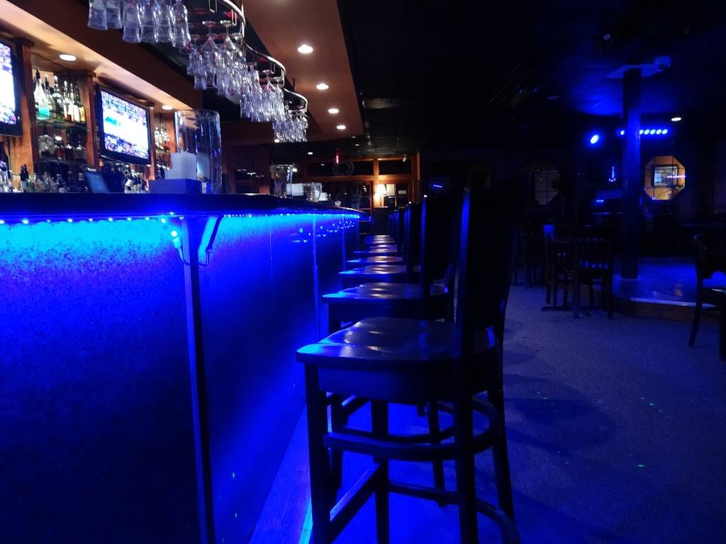 Chicago Bar & Grill | night club | 4444 Cypress Creek Pkwy, Houston, TX 77068, USA | 2818958711 OR +1 281-895-8711