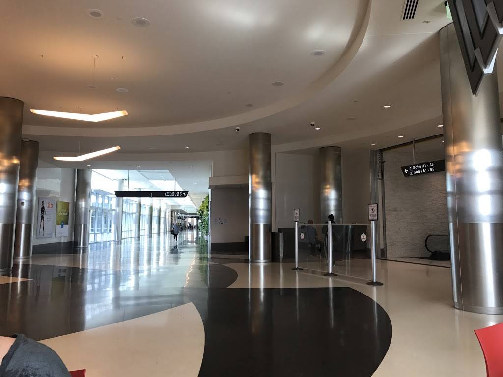 Grounded In Birmingham | restaurant | Post Sec - Concourse C F12, 5900 Messer Airport Hwy, Birmingham, AL 35212, USA | 8562344930 OR +1 856-234-4930