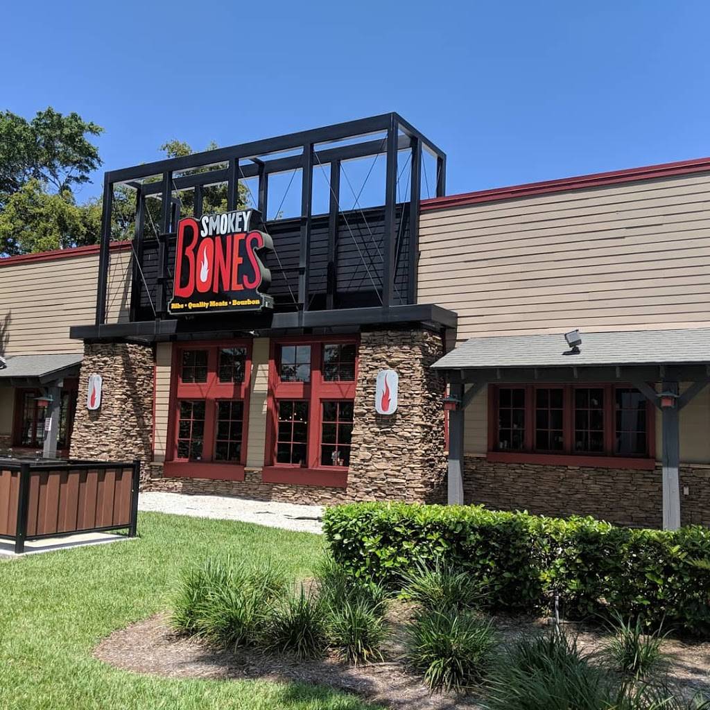 Smokey Bones Bar & Fire Grill | restaurant | 6500 N Federal Hwy, Fort Lauderdale, FL 33306, USA | 9544937779 OR +1 954-493-7779