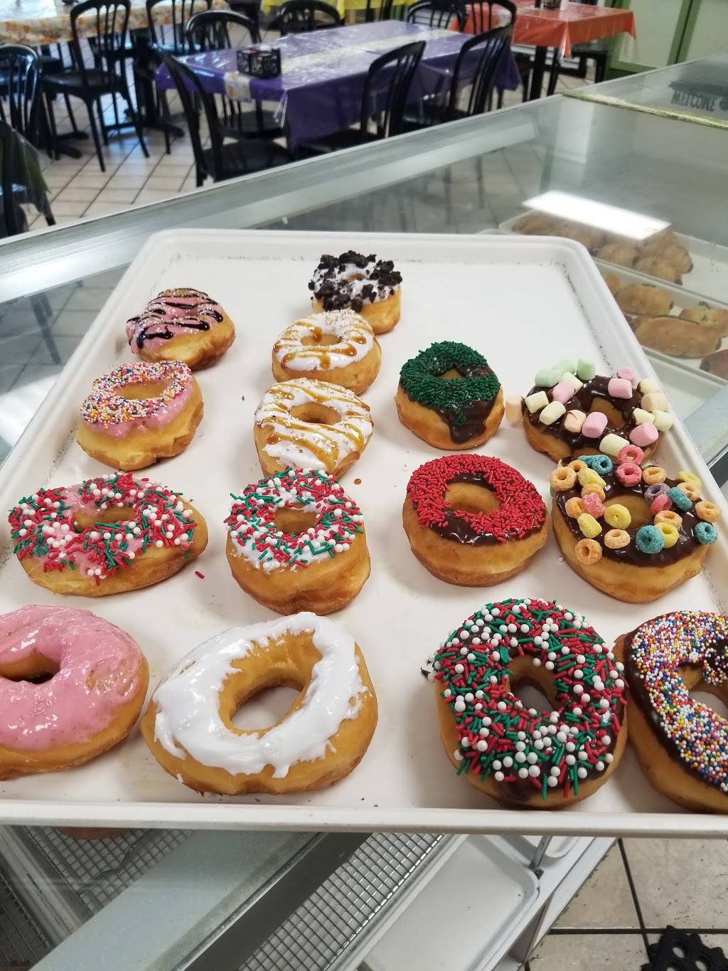 Donut & Cafe | restaurant | 1921 E Hebron Pkwy #106, Carrollton, TX 75007, USA | 9724928524 OR +1 972-492-8524