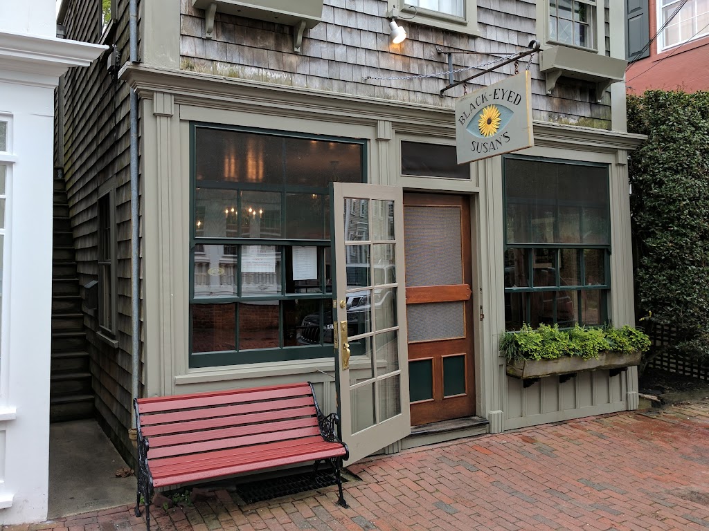 Black-Eyed Susans | restaurant | 10 India St, Nantucket, MA 02554, USA | 5083250308 OR +1 508-325-0308