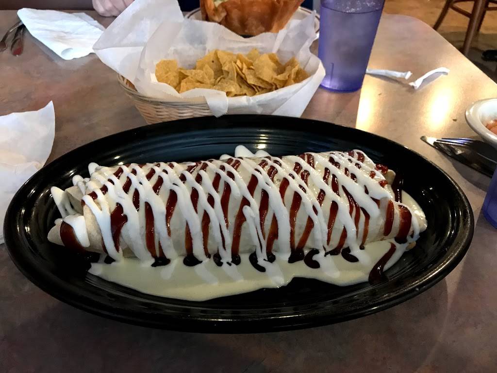 Aztlan Mexican Grill | restaurant | 233 N Iowa St, Dodgeville, WI 53533, USA | 6089307400 OR +1 608-930-7400