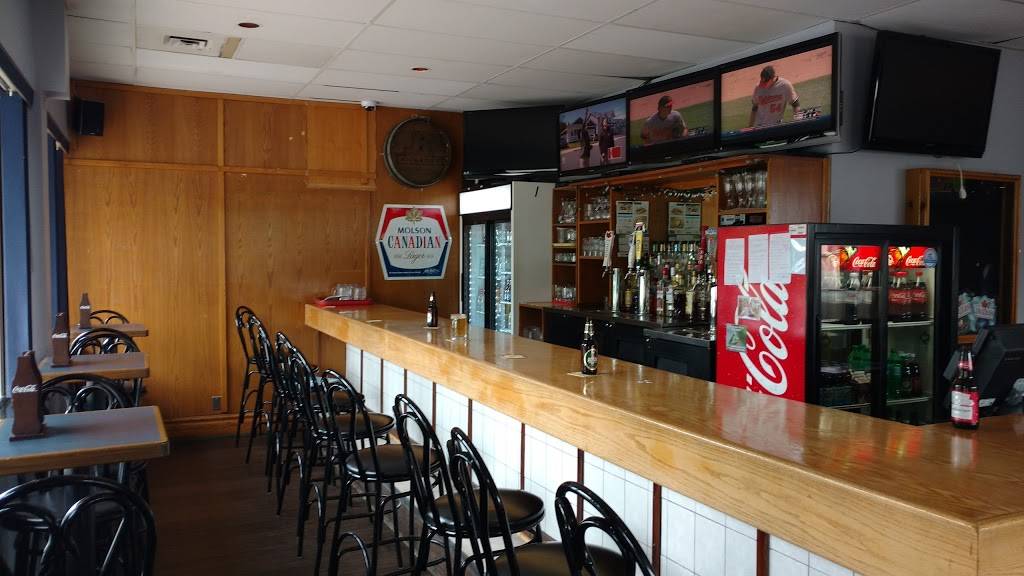 Westside Bar & Grill | restaurant | 304 St Andrews St, Cambridge, ON N1S 1P3, Canada | 5196240404 OR +1 519-624-0404