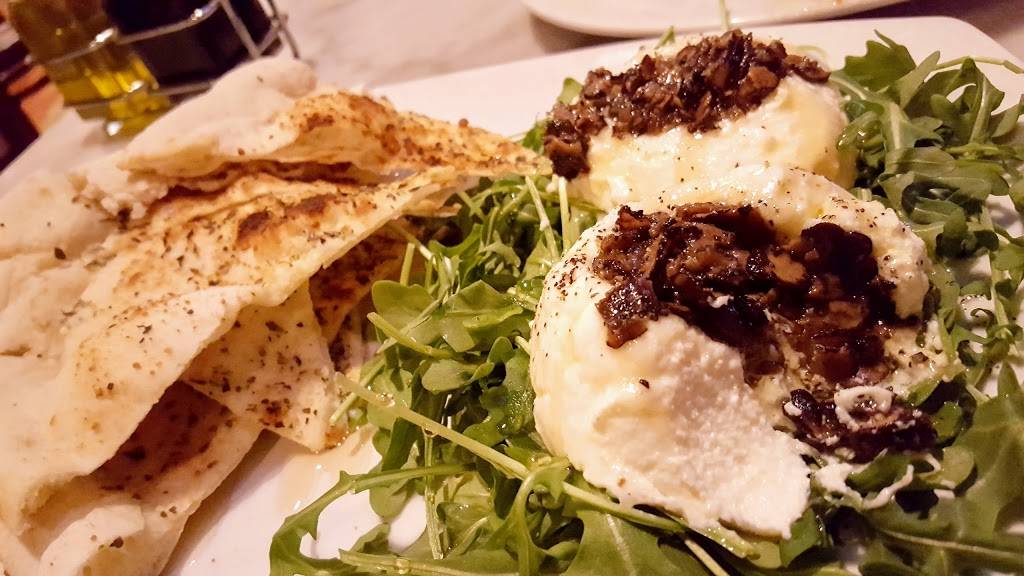 Fuoco Pizzeria Napoletana | restaurant | 101 N Harbor Blvd, Fullerton, CA 92832, USA | 7146260727 OR +1 714-626-0727