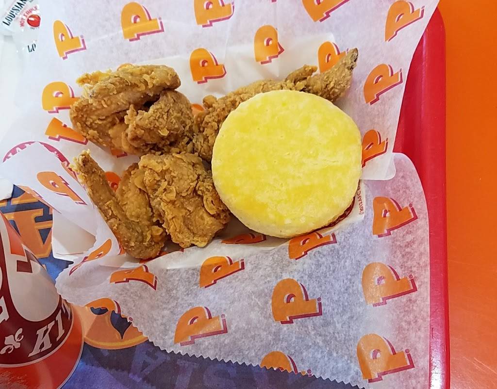 Popeyes Louisiana Kitchen | restaurant | 4830 W Sunset Rd, Las Vegas, NV 89118, USA | 7023649925 OR +1 702-364-9925