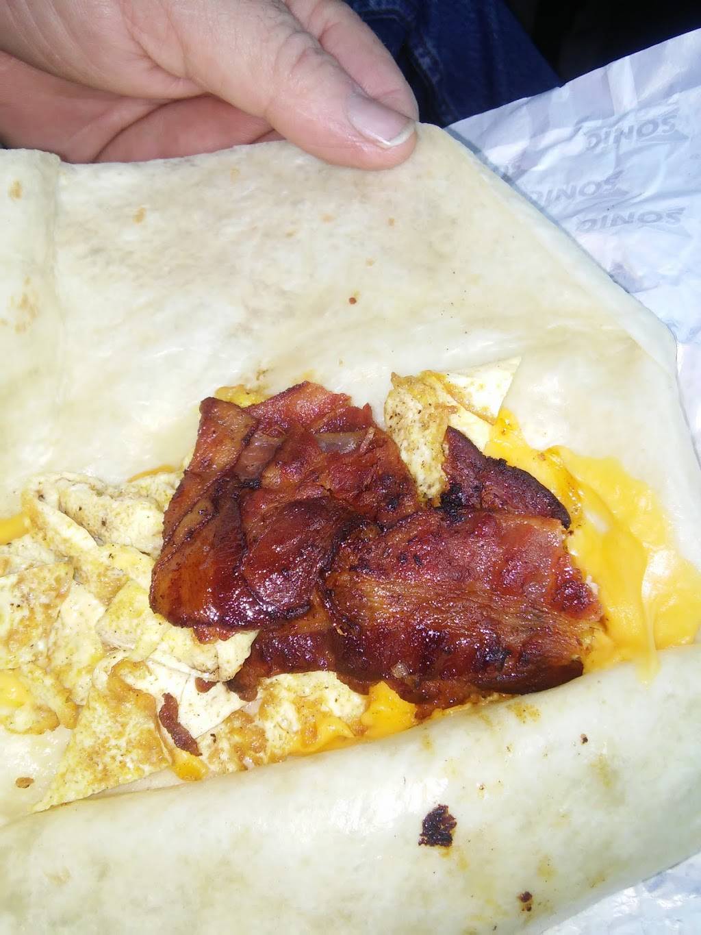 Sonic Drive-In | restaurant | 315 E Central Ave East, Jamestown, TN 38556, USA | 9318799669 OR +1 931-879-9669