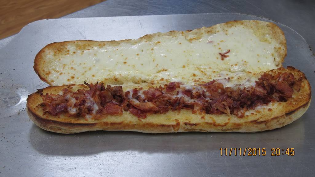 Emielios Little Italy | restaurant | 105 Kilbourne St, Bellevue, OH 44811, USA | 4194833777 OR +1 419-483-3777