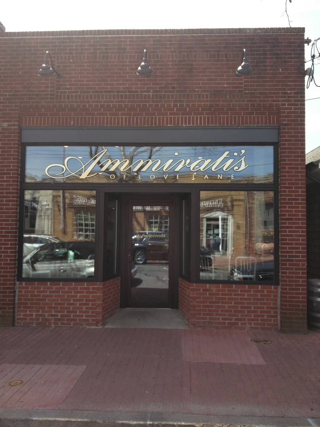 Ammiratis | restaurant | 135 Love Ln, Mattituck, NY 11952, USA | 6312987812 OR +1 631-298-7812
