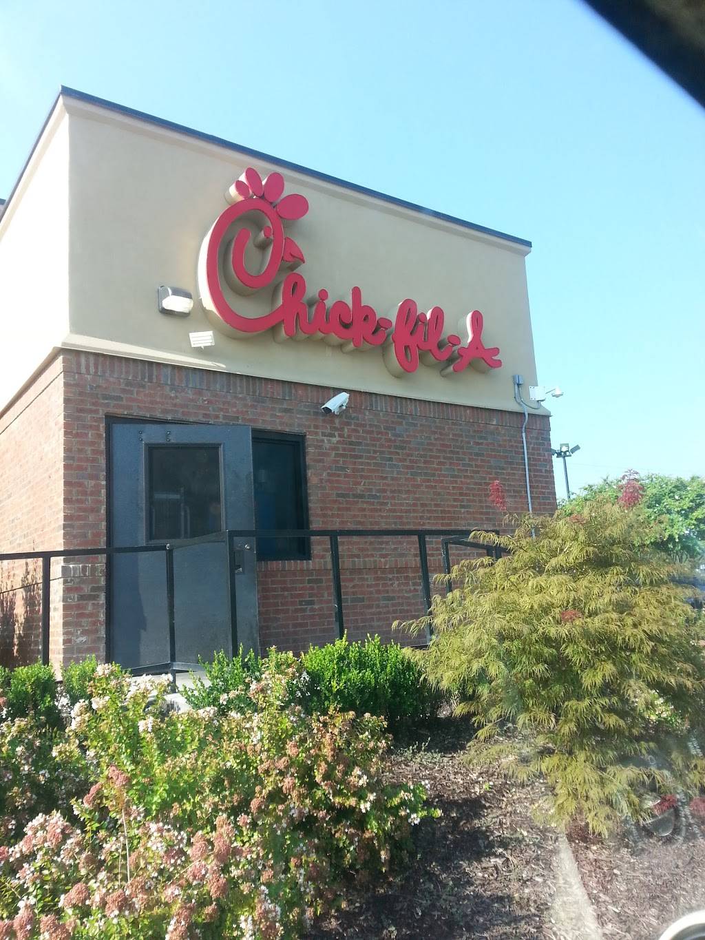 Chick-fil-A | restaurant | 7072 Winchester Rd, Memphis, TN 38125, USA | 9017371778 OR +1 901-737-1778