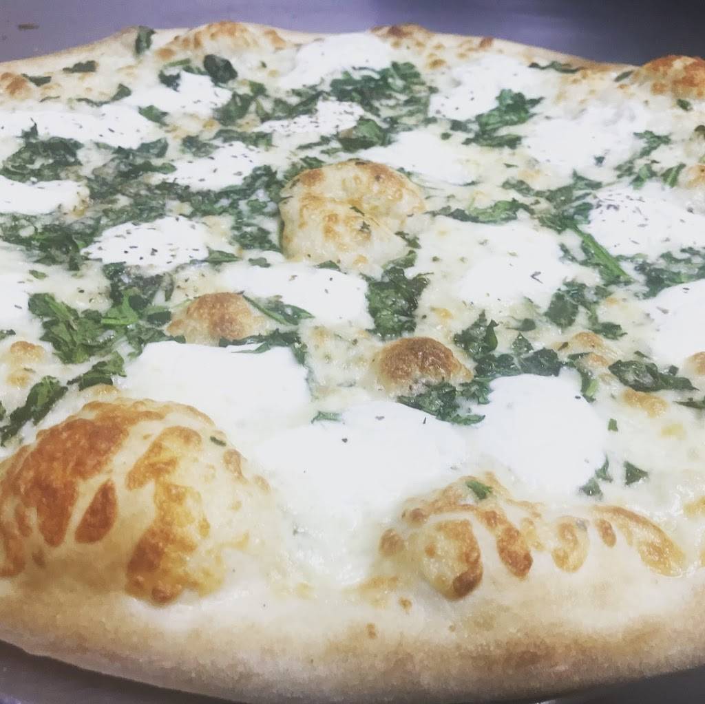 Italian Village Pizza | restaurant | 1960 US Hwy 70 SE, Hickory, NC 28602, USA | 8285692190 OR +1 828-569-2190