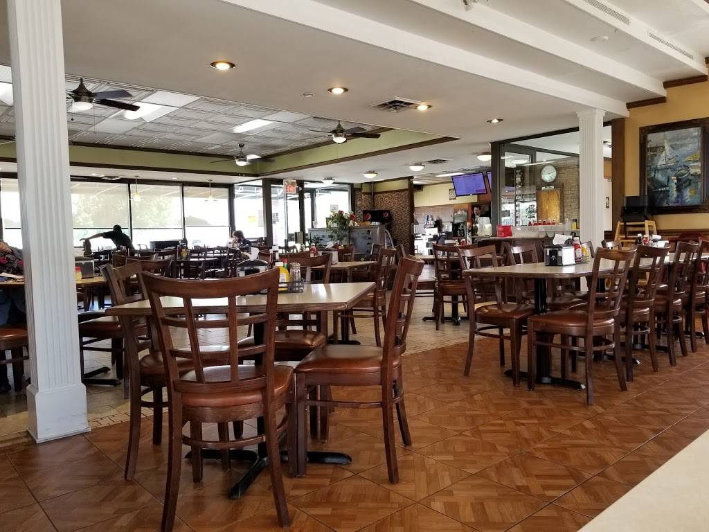 Cafe Fontana | restaurant | 1024 W Reynolds St, Pontiac, IL 61764, USA | 8154192011 OR +1 815-419-2011